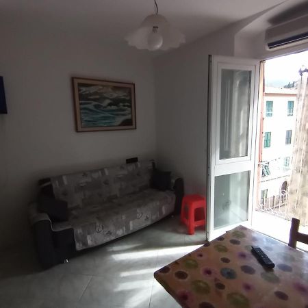Casa Albarosa, 10 Min Walk Train Station, Free Parking. Daire La Spezia Dış mekan fotoğraf